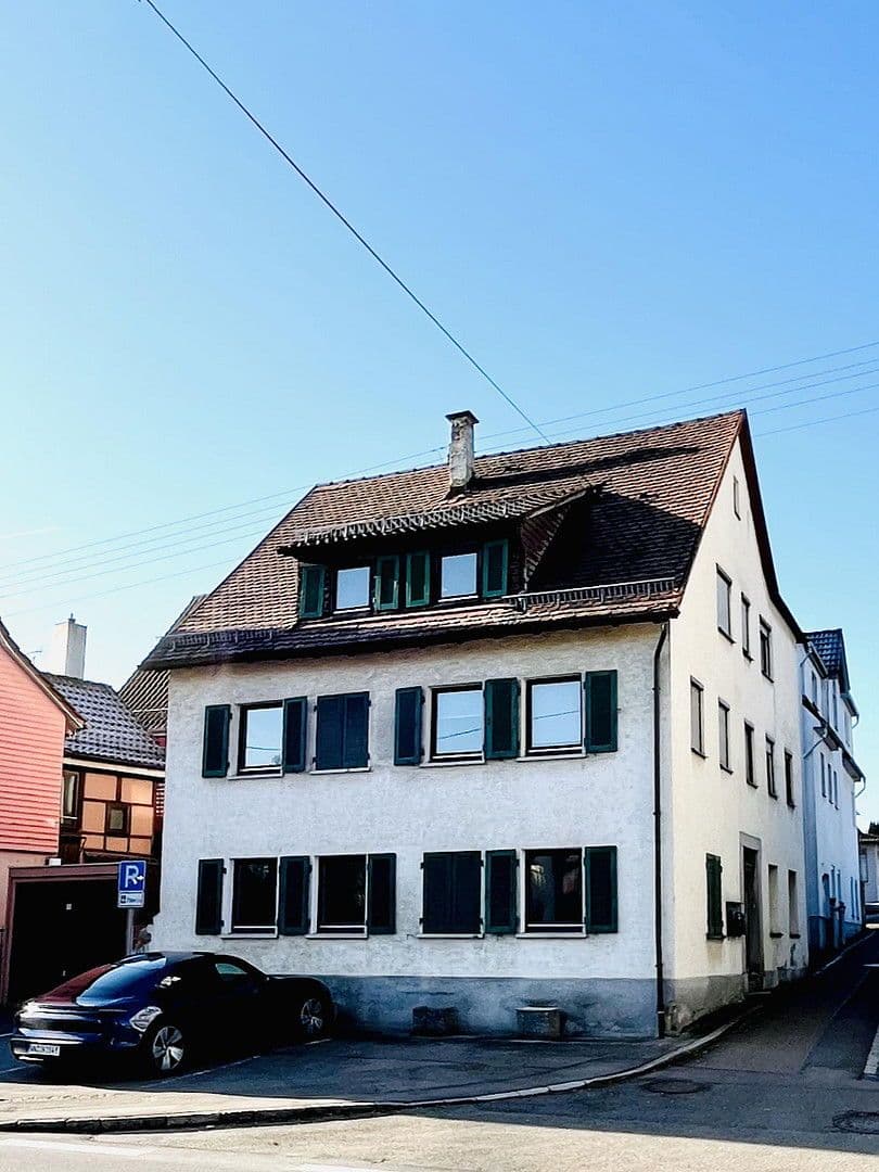 Prodej domu 210 m², pozemek 180 m², Oppenweiler, Bádensko-Württembersko Prodej domu 210 m², pozemek 180 m², Oppenweiler, Bádensko-Württembersko