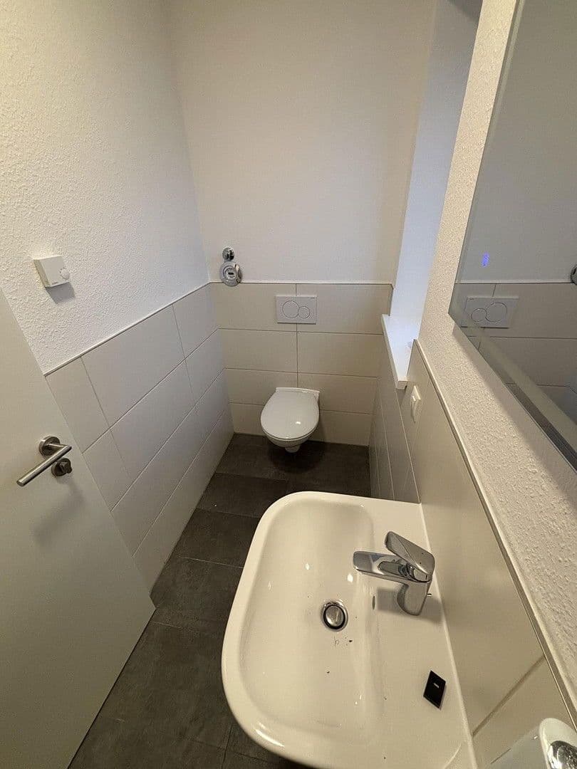 Pronájem bytu 3+1 76 m², Gartenstr.12, Kettig, Porýní-Falc Pronájem bytu 3+1 76 m², Gartenstr.12, Kettig, Porýní-Falc