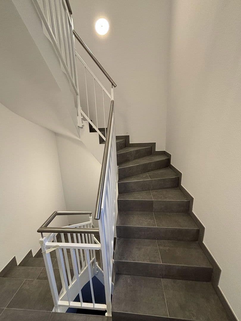 Pronájem bytu 3+1 76 m², Gartenstr.12, Kettig, Porýní-Falc Pronájem bytu 3+1 76 m², Gartenstr.12, Kettig, Porýní-Falc