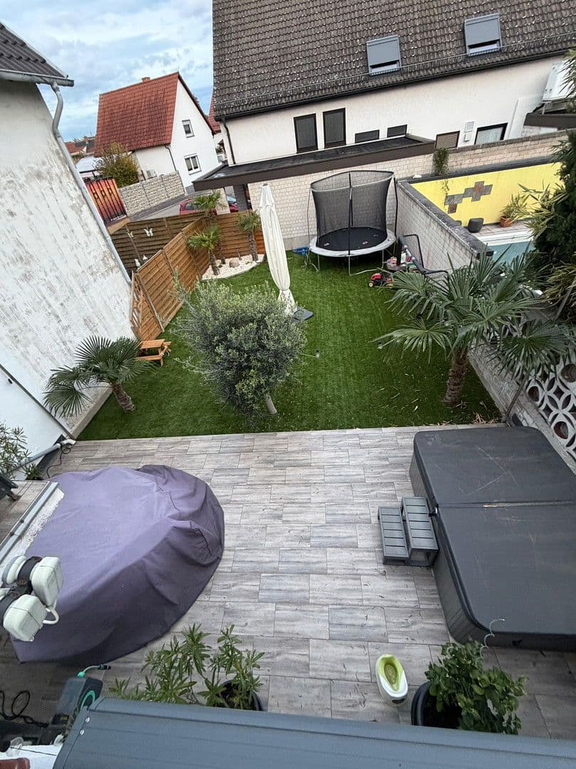 Prodej domu 180 m², pozemek 291 m², Haßloch, Porýní-Falc Prodej domu 180 m², pozemek 291 m², Haßloch, Porýní-Falc