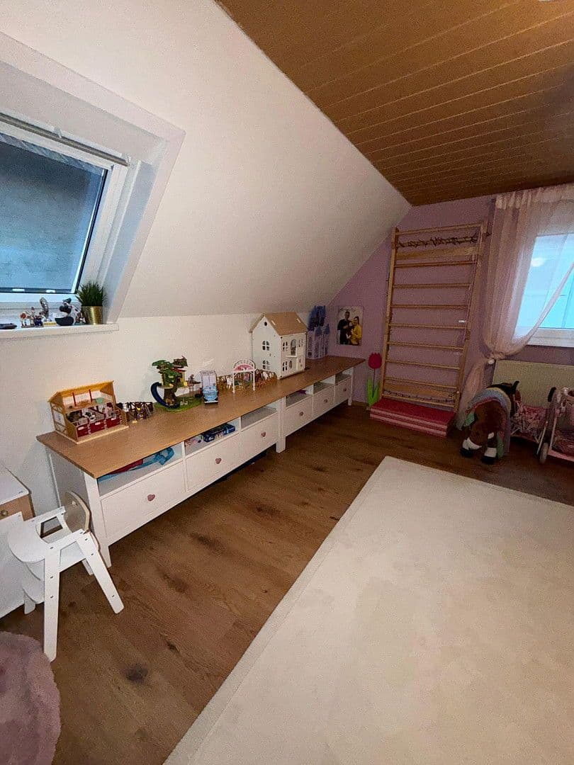 Prodej domu 180 m², pozemek 291 m², Haßloch, Porýní-Falc Prodej domu 180 m², pozemek 291 m², Haßloch, Porýní-Falc