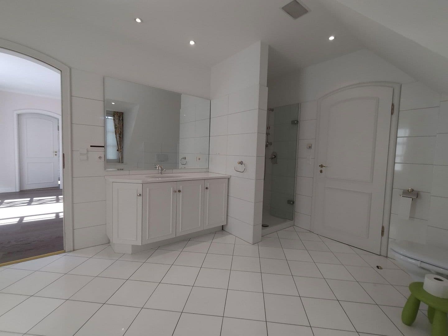 Pronájem domu 357 m², pozemek 1.008 m², Hamburg, Hamburg Pronájem domu 357 m², pozemek 1.008 m², Hamburg, Hamburg