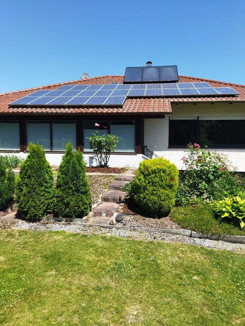 Prodej domu 200 m², pozemek 1.000 m², Loiching, Bavorsko Prodej domu 200 m², pozemek 1.000 m², Loiching, Bavorsko