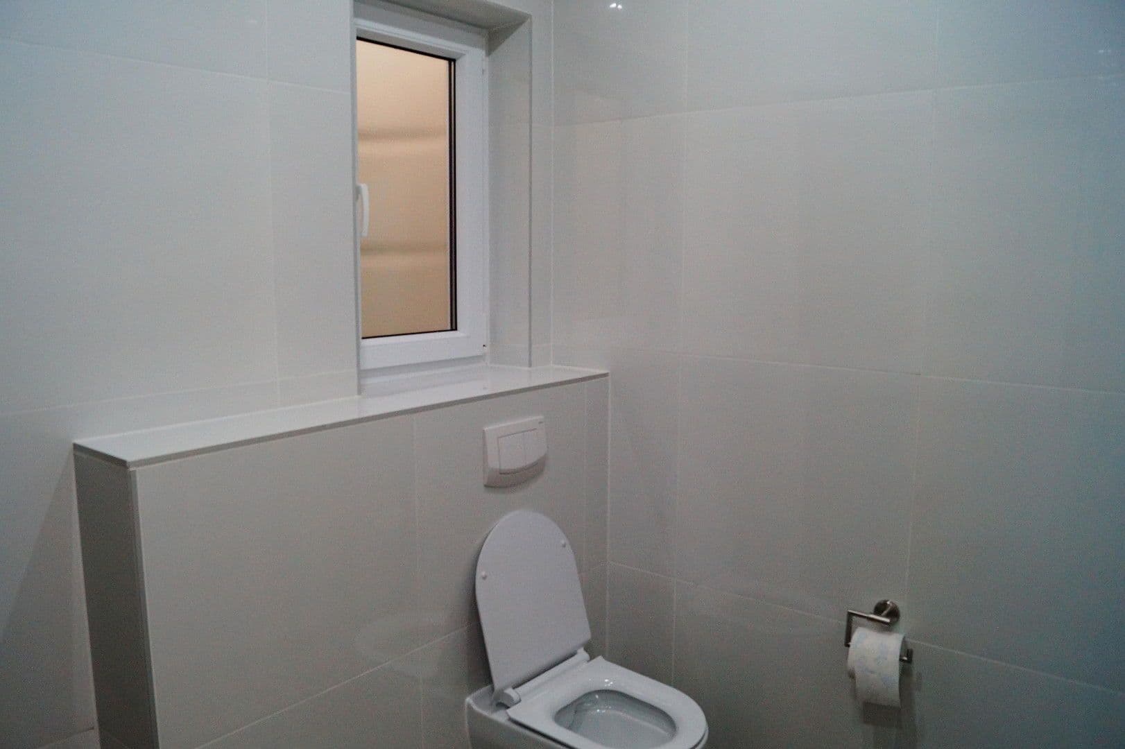 Prodej domu 258 m², pozemek 356 m², Ostfildern, Bádensko-Württembersko Prodej domu 258 m², pozemek 356 m², Ostfildern, Bádensko-Württembersko