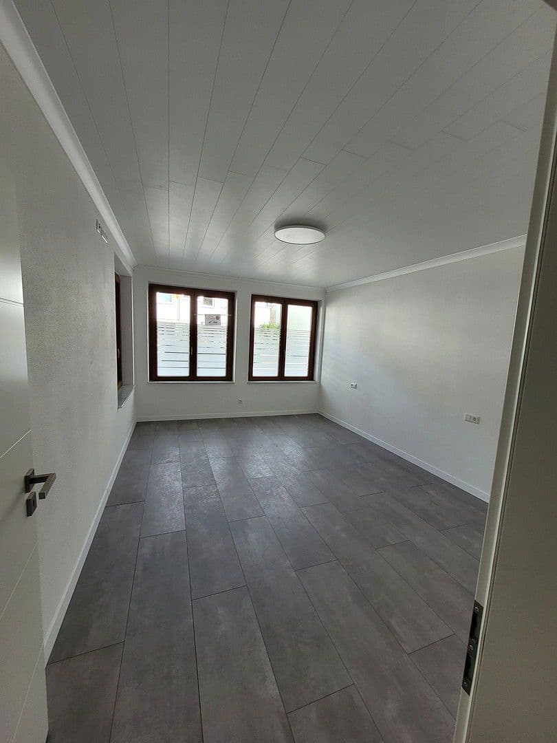 Prodej domu 258 m², pozemek 356 m², Ostfildern, Bádensko-Württembersko Prodej domu 258 m², pozemek 356 m², Ostfildern, Bádensko-Württembersko