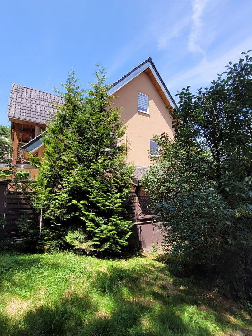 Prodej domu 258 m², pozemek 356 m², Ostfildern, Bádensko-Württembersko Prodej domu 258 m², pozemek 356 m², Ostfildern, Bádensko-Württembersko