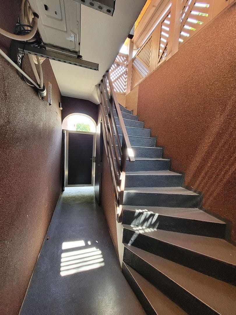 Prodej domu 258 m², pozemek 356 m², Ostfildern, Bádensko-Württembersko Prodej domu 258 m², pozemek 356 m², Ostfildern, Bádensko-Württembersko