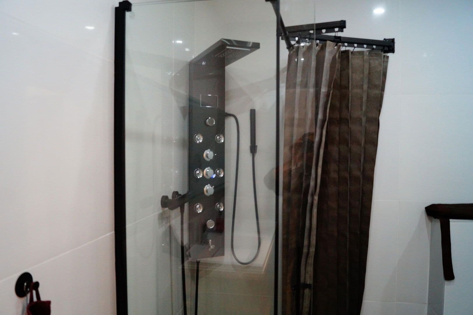 Prodej domu 258 m², pozemek 356 m², Ostfildern, Bádensko-Württembersko Prodej domu 258 m², pozemek 356 m², Ostfildern, Bádensko-Württembersko