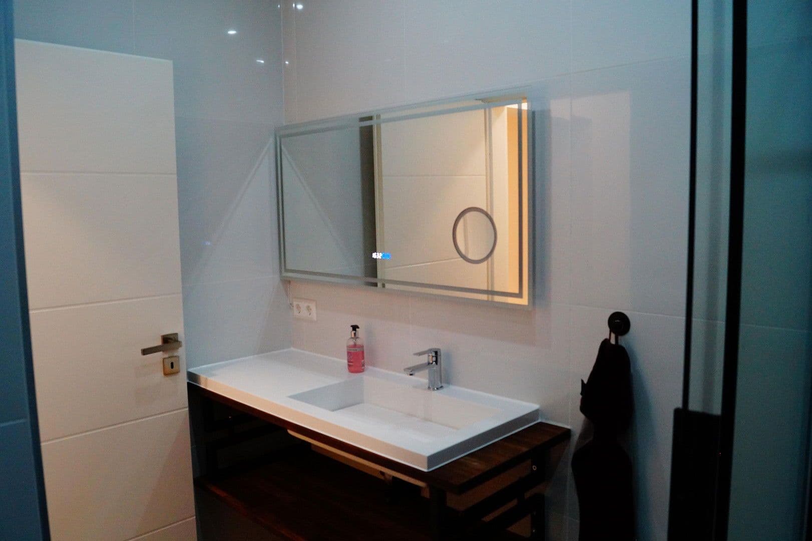 Prodej domu 258 m², pozemek 356 m², Ostfildern, Bádensko-Württembersko Prodej domu 258 m², pozemek 356 m², Ostfildern, Bádensko-Württembersko