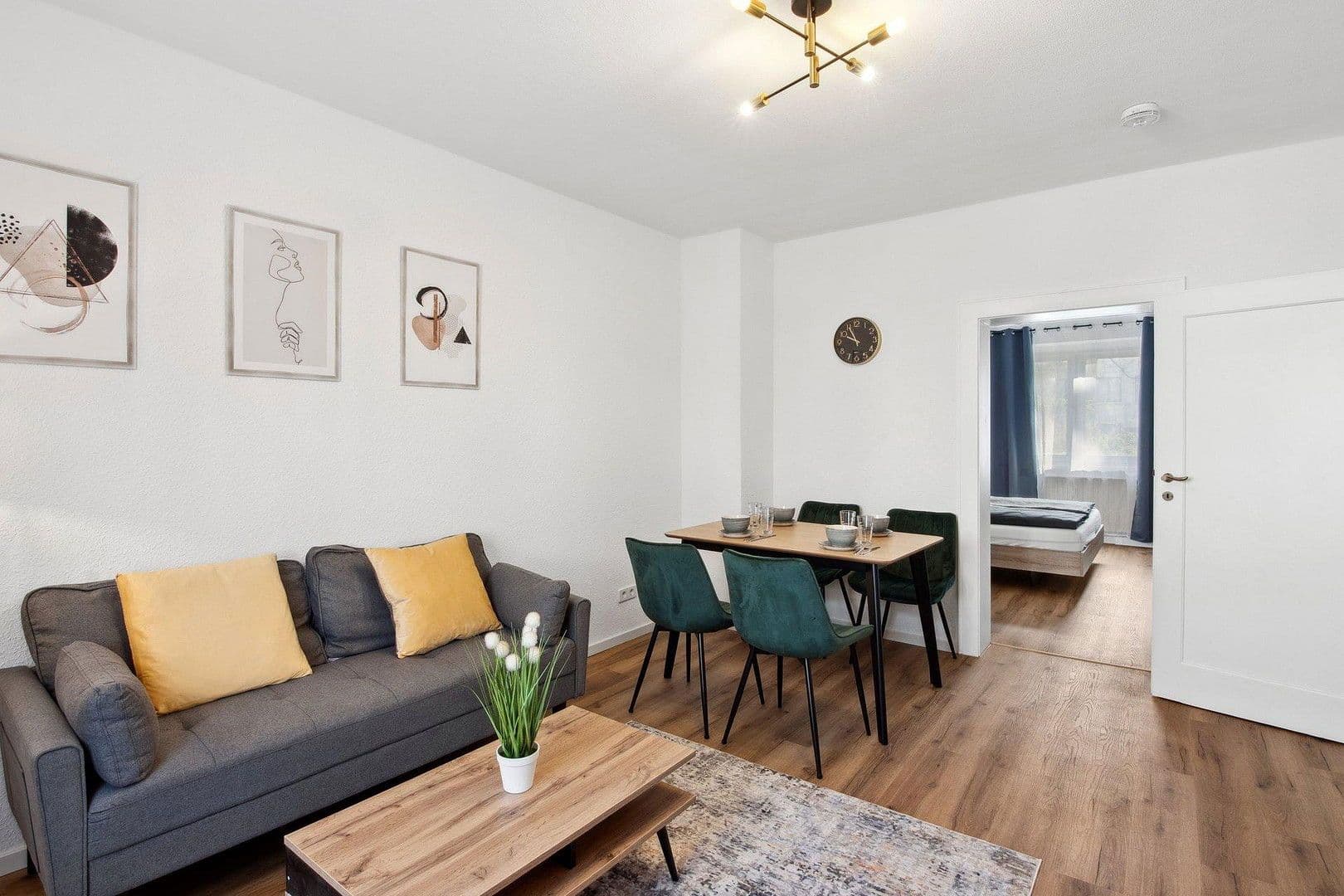 Pronájem bytu 2+1 50 m², Georg-Schumann-Str. 286b, Leipzig, Sasko Pronájem bytu 2+1 50 m², Georg-Schumann-Str. 286b, Leipzig, Sasko