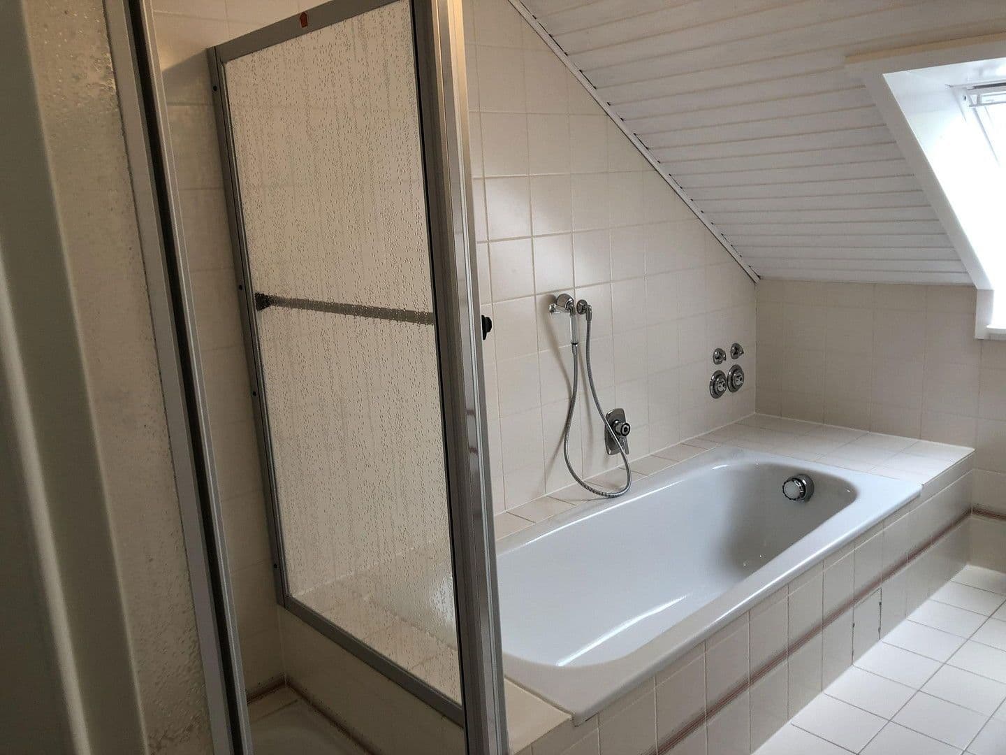 Prodej domu 238 m², pozemek 818 m², Kollwitzweg 6, Goslar, Dolní Sasko Prodej domu 238 m², pozemek 818 m², Kollwitzweg 6, Goslar, Dolní Sasko