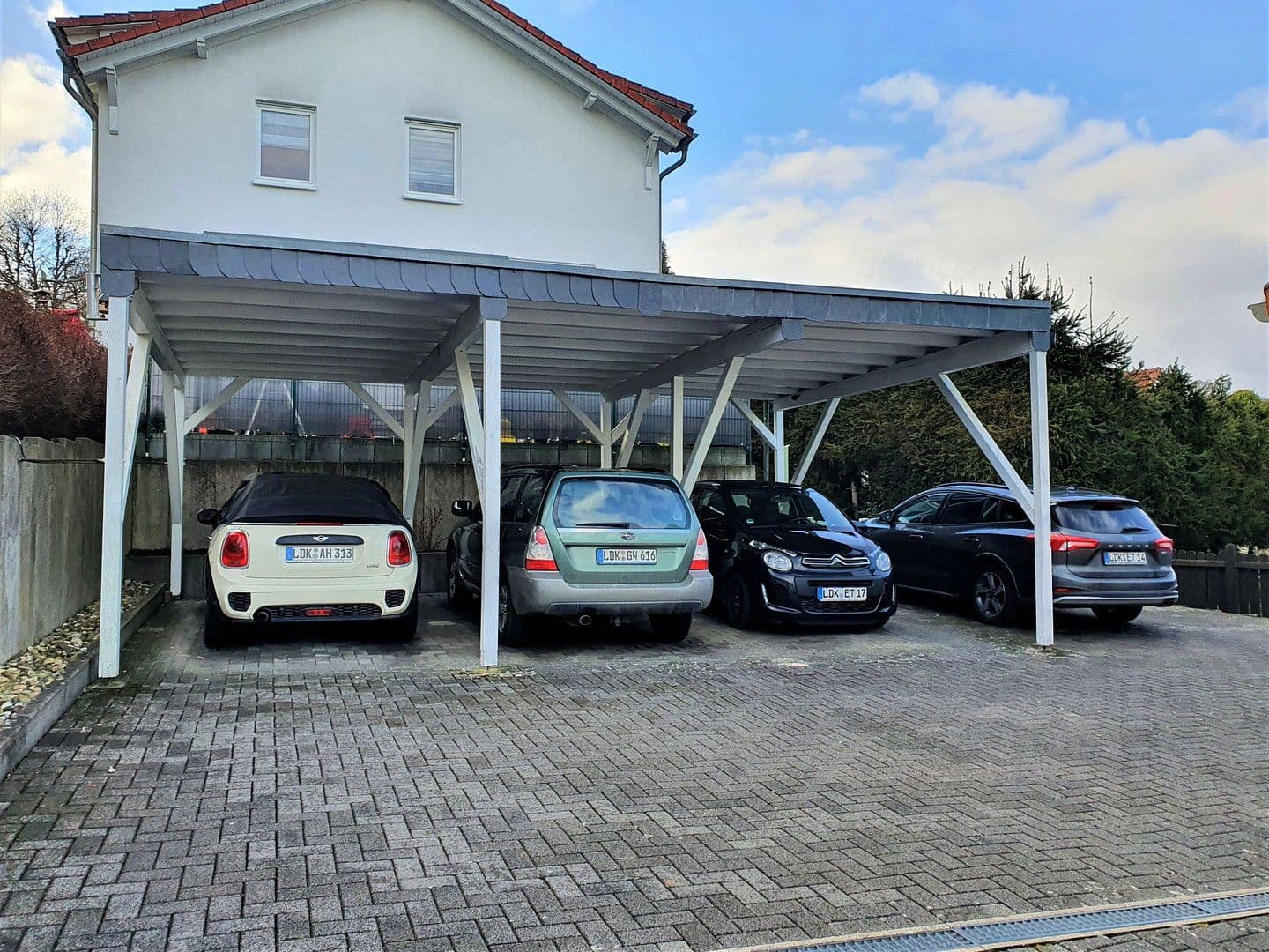 Prodej domu 126 m², pozemek 131 m², Waldsolms, Hessen Prodej domu 126 m², pozemek 131 m², Waldsolms, Hessen