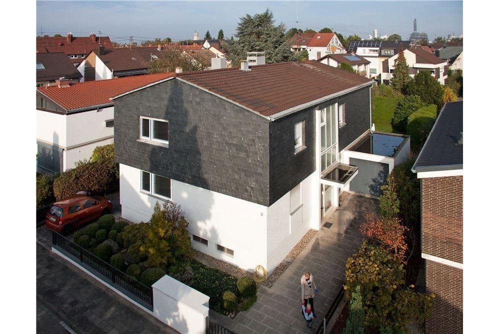 Pronájem bytu 3+1 83 m², Ludwigshafen, Porýní-Falc Pronájem bytu 3+1 83 m², Ludwigshafen, Porýní-Falc