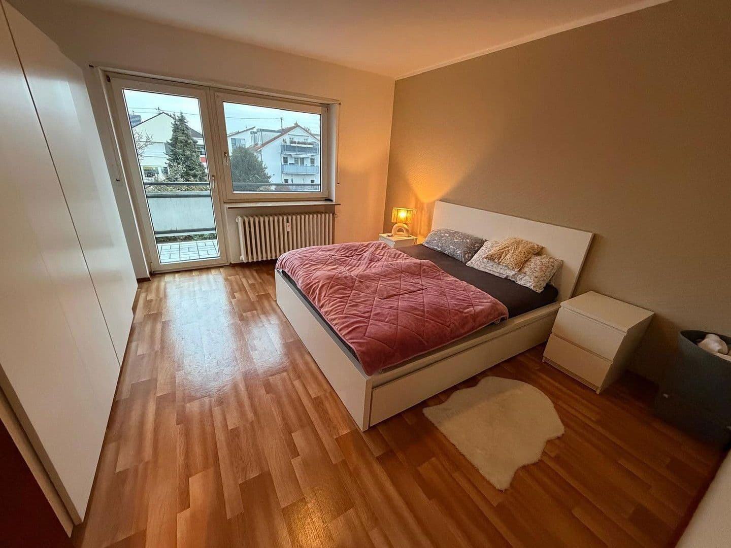 Pronájem bytu 3+1 83 m², Ludwigshafen, Porýní-Falc Pronájem bytu 3+1 83 m², Ludwigshafen, Porýní-Falc