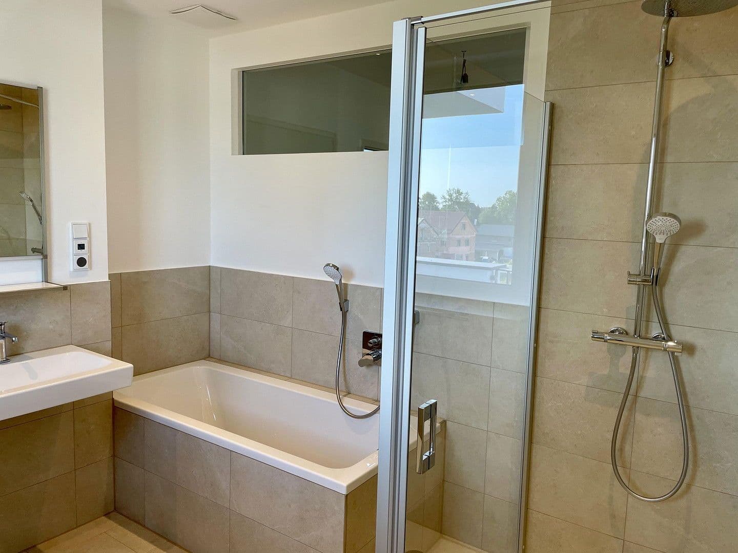 Pronájem bytu 3+1 114 m², Hanau, Hessen Pronájem bytu 3+1 114 m², Hanau, Hessen