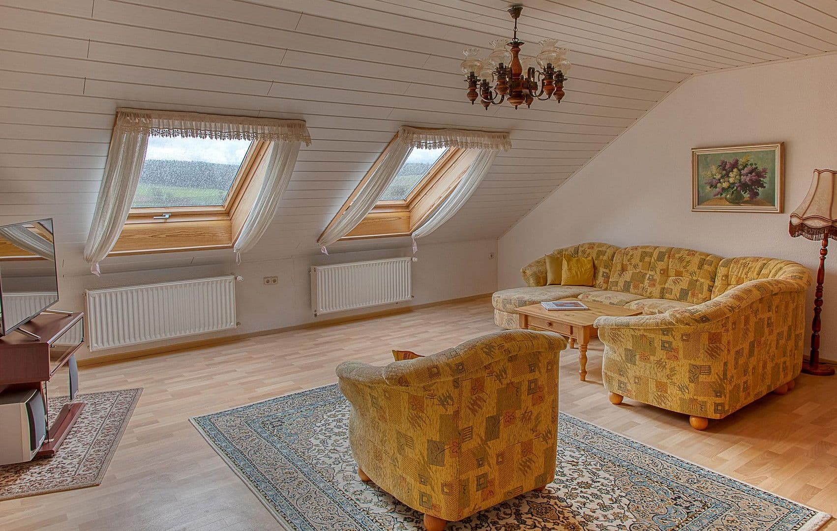 Prodej domu 293 m², pozemek 1.039 m², Markt Taschendorf, Bavorsko Prodej domu 293 m², pozemek 1.039 m², Markt Taschendorf, Bavorsko