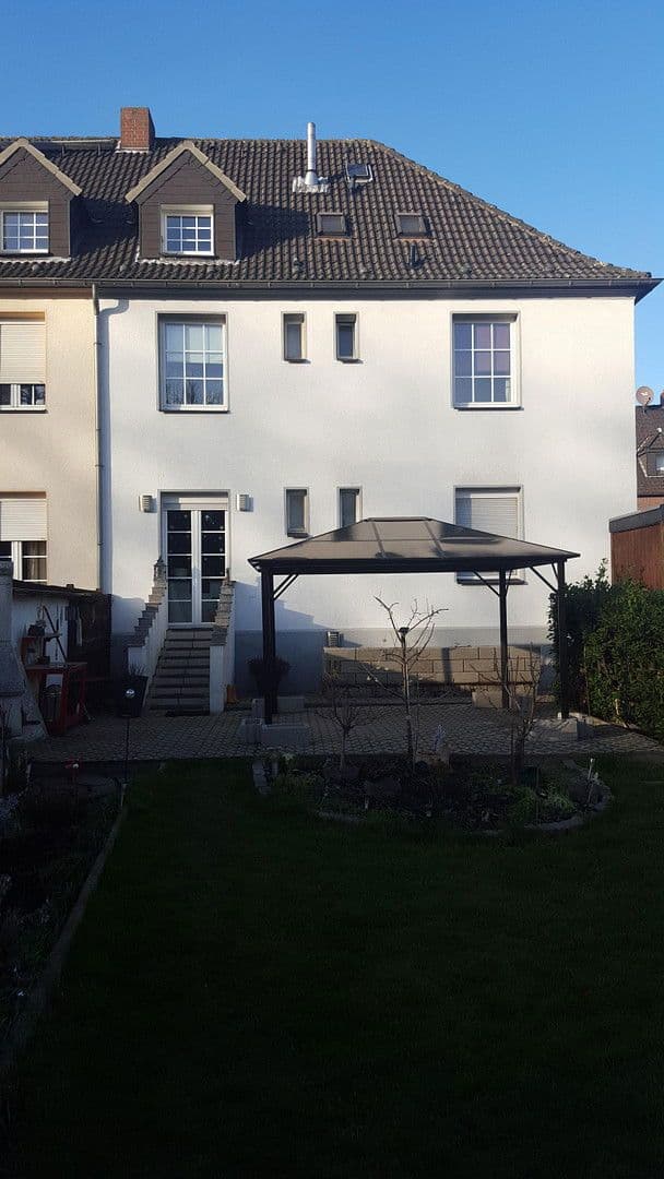 Pronájem bytu 2+kk 71 m², Duisburg, Severní Porýní-Vestfálsko Pronájem bytu 2+kk 71 m², Duisburg, Severní Porýní-Vestfálsko