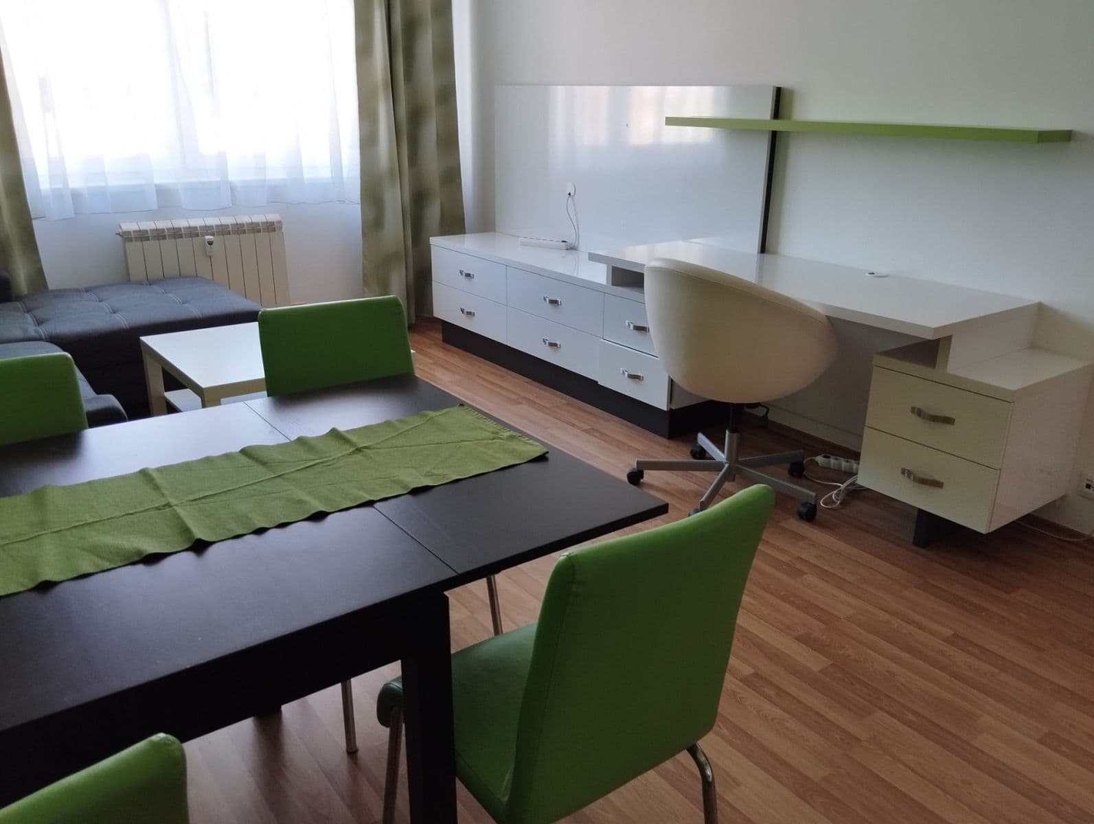 Pronájem bytu 2+kk 50 m², Podlesí II, Zlín, Zlínský kraj Pronájem bytu 2+kk 50 m², Podlesí II, Zlín, Zlínský kraj