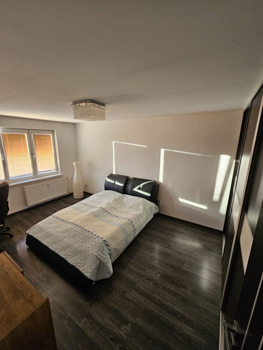 Pronájem bytu 2+1 55 m², Gabajova, Žilina, Žilinský kraj Pronájem bytu 2+1 55 m², Gabajova, Žilina, Žilinský kraj