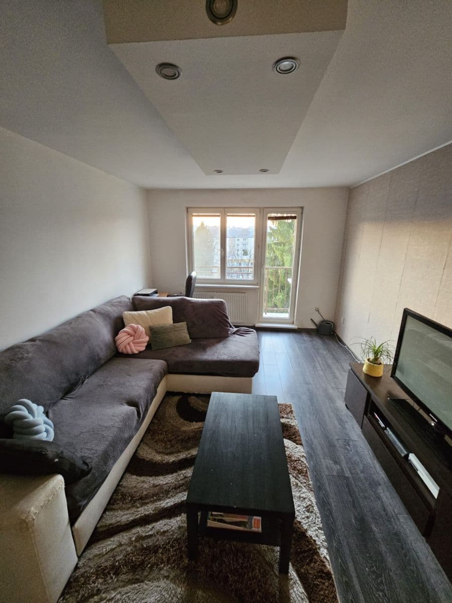 Pronájem bytu 2+1 55 m², Gabajova, Žilina, Žilinský kraj Pronájem bytu 2+1 55 m², Gabajova, Žilina, Žilinský kraj