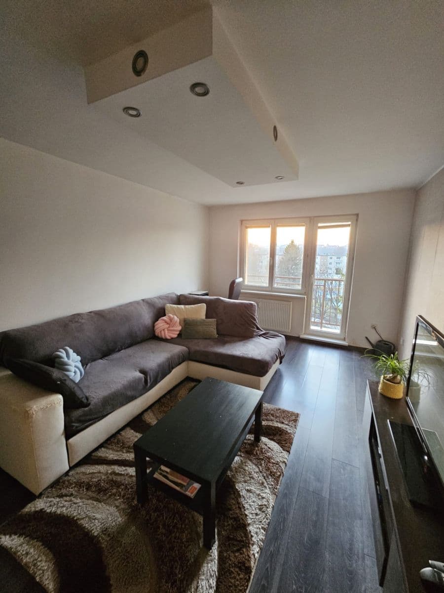 Pronájem bytu 2+1 55 m², Gabajova, Žilina, Žilinský kraj Pronájem bytu 2+1 55 m², Gabajova, Žilina, Žilinský kraj