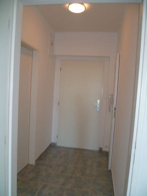Pronájem bytu 2+kk 48 m², Zlonická, Praha, Praha Pronájem bytu 2+kk 48 m², Zlonická, Praha, Praha