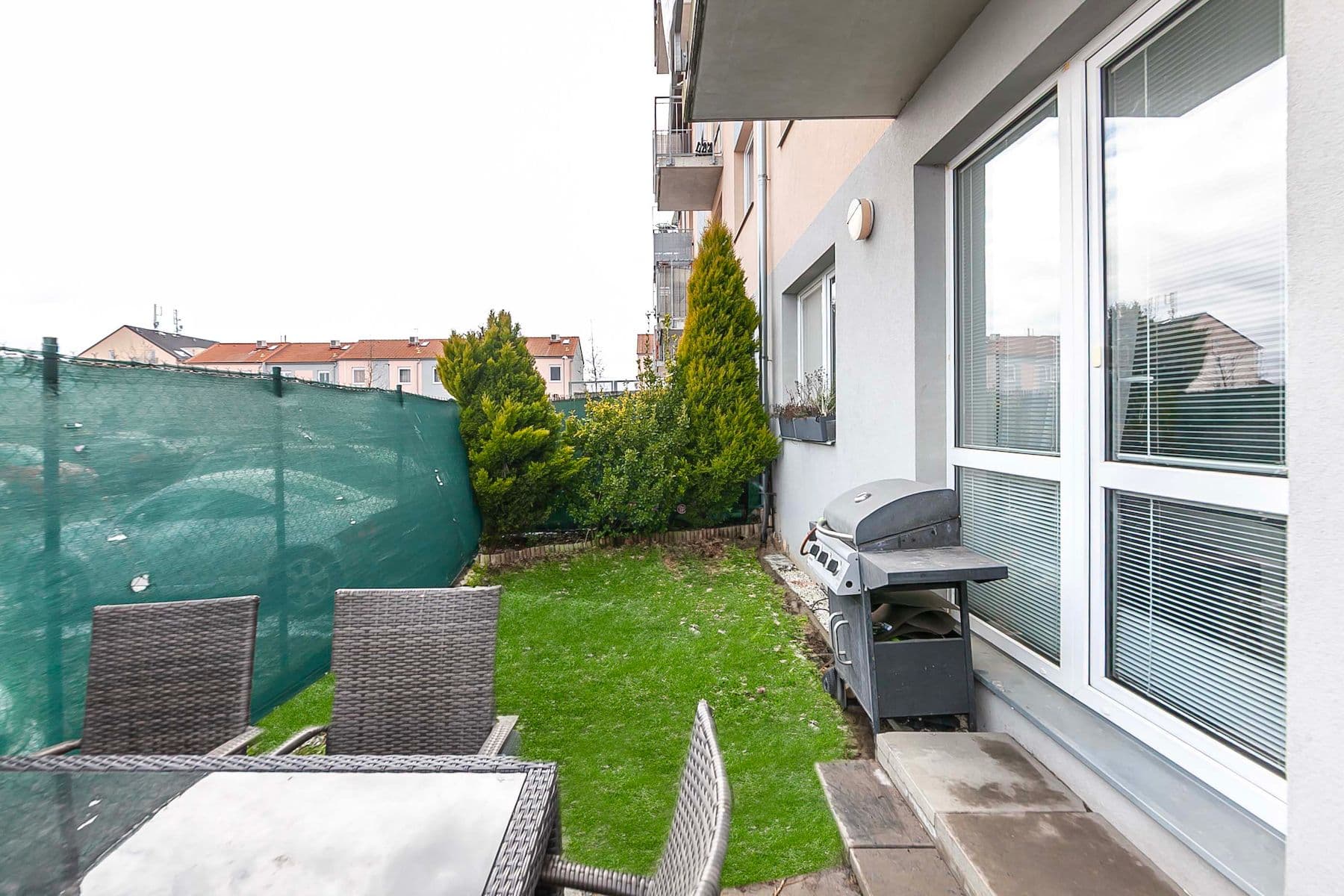 Prodej bytu 2+kk 82 m², Ecksteinova, Chýně, Středočeský kraj Prodej bytu 2+kk 82 m², Ecksteinova, Chýně, Středočeský kraj