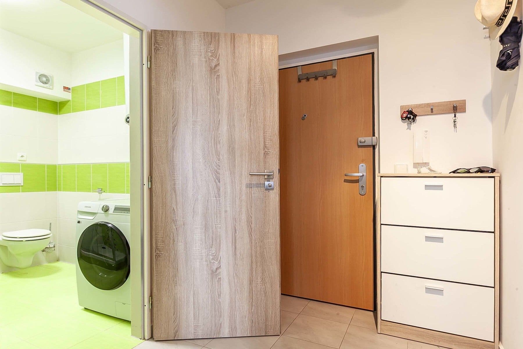 Prodej bytu 2+kk 82 m², Ecksteinova, Chýně, Středočeský kraj Prodej bytu 2+kk 82 m², Ecksteinova, Chýně, Středočeský kraj