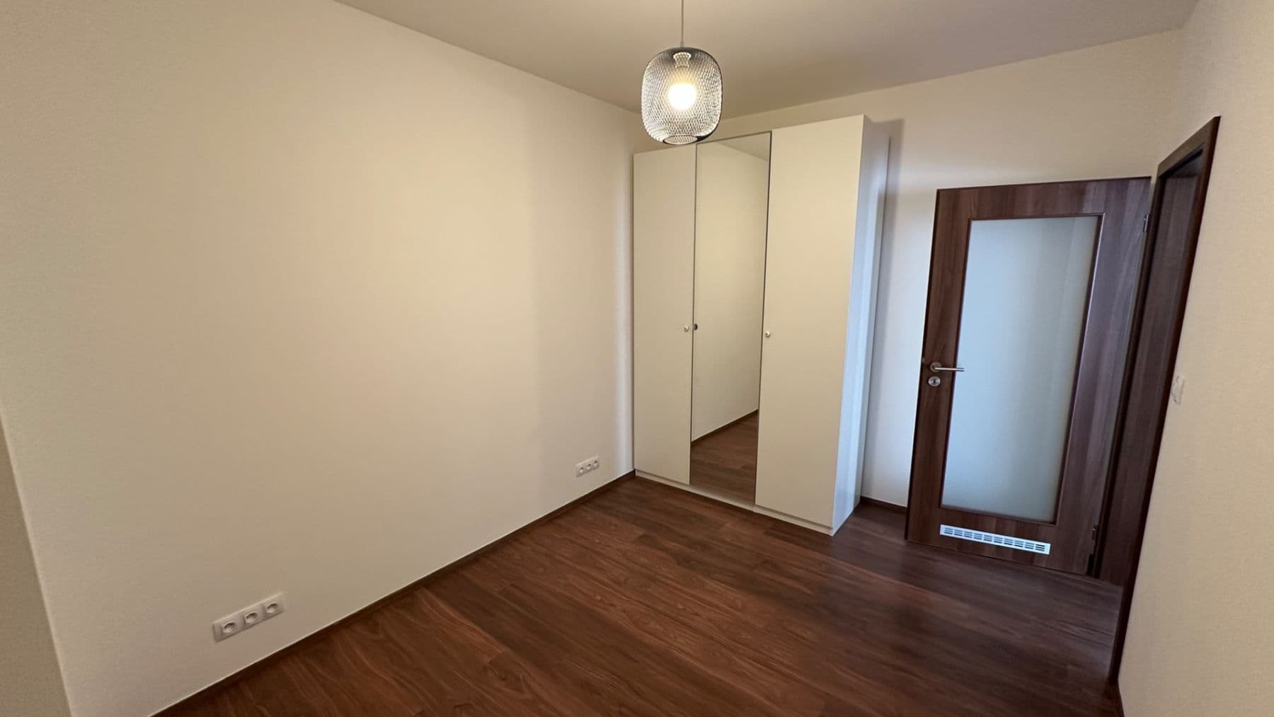 Pronájem bytu 2+kk 60 m², Modenská, Praha, Praha Pronájem bytu 2+kk 60 m², Modenská, Praha, Praha