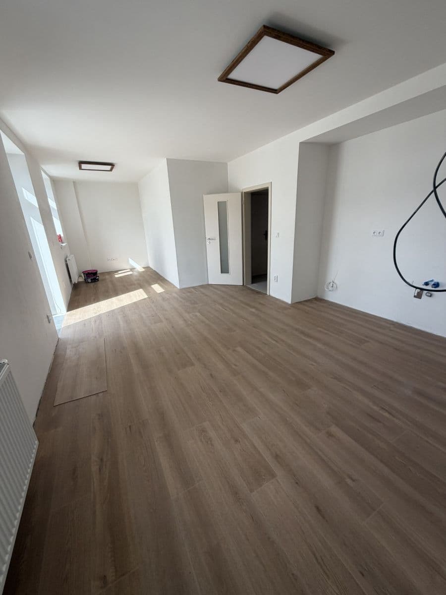 Pronájem bytu 4+kk 130 m², Novohradská, České Budějovice, Jihočeský kraj Pronájem bytu 4+kk 130 m², Novohradská, České Budějovice, Jihočeský kraj