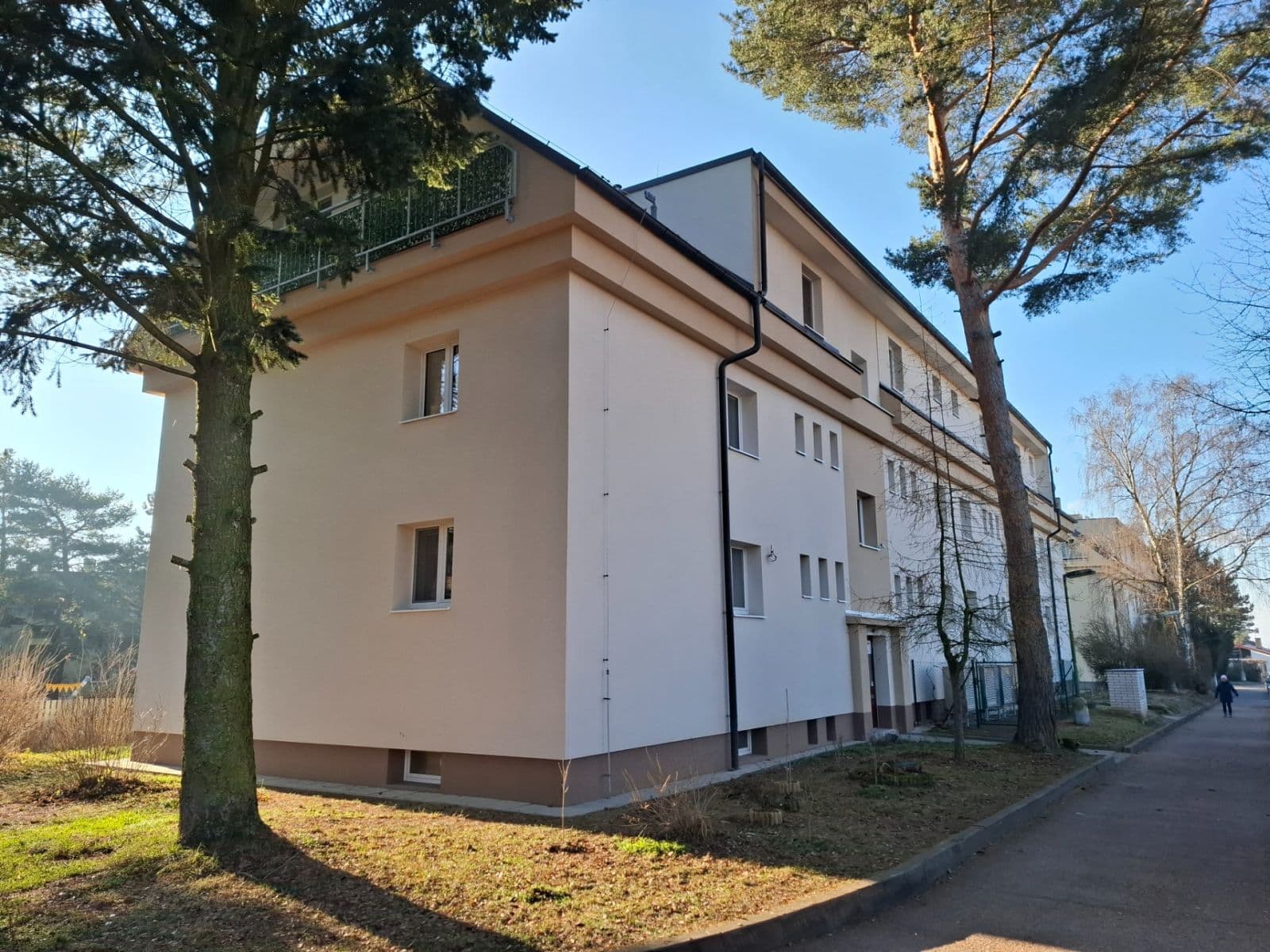 Pronájem bytu 3+1 73 m², Klecany, Středočeský kraj Pronájem bytu 3+1 73 m², Klecany, Středočeský kraj