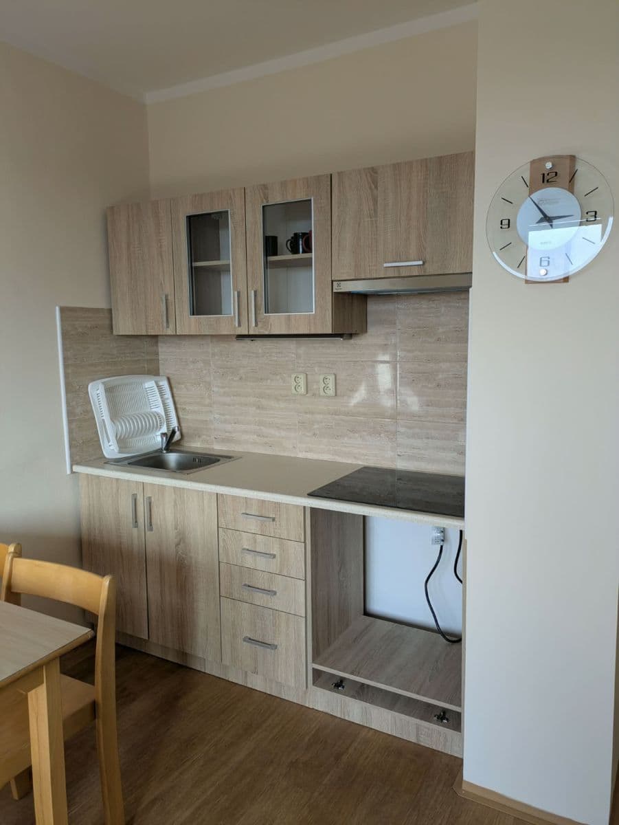 Pronájem bytu 2+kk 55 m², Skelná, Jablonec nad Nisou, Liberecký kraj Pronájem bytu 2+kk 55 m², Skelná, Jablonec nad Nisou, Liberecký kraj