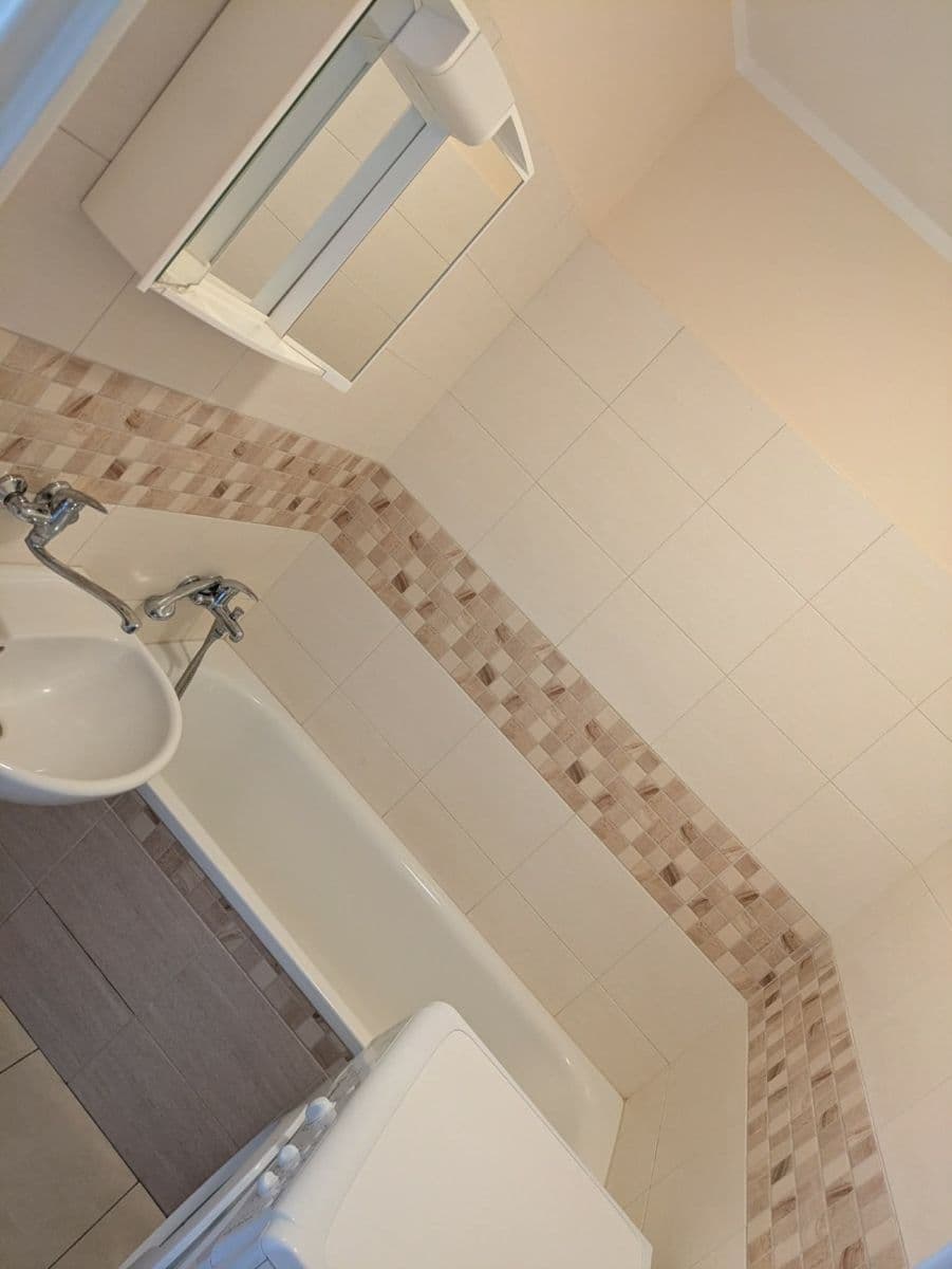 Pronájem bytu 2+kk 55 m², Skelná, Jablonec nad Nisou, Liberecký kraj Pronájem bytu 2+kk 55 m², Skelná, Jablonec nad Nisou, Liberecký kraj