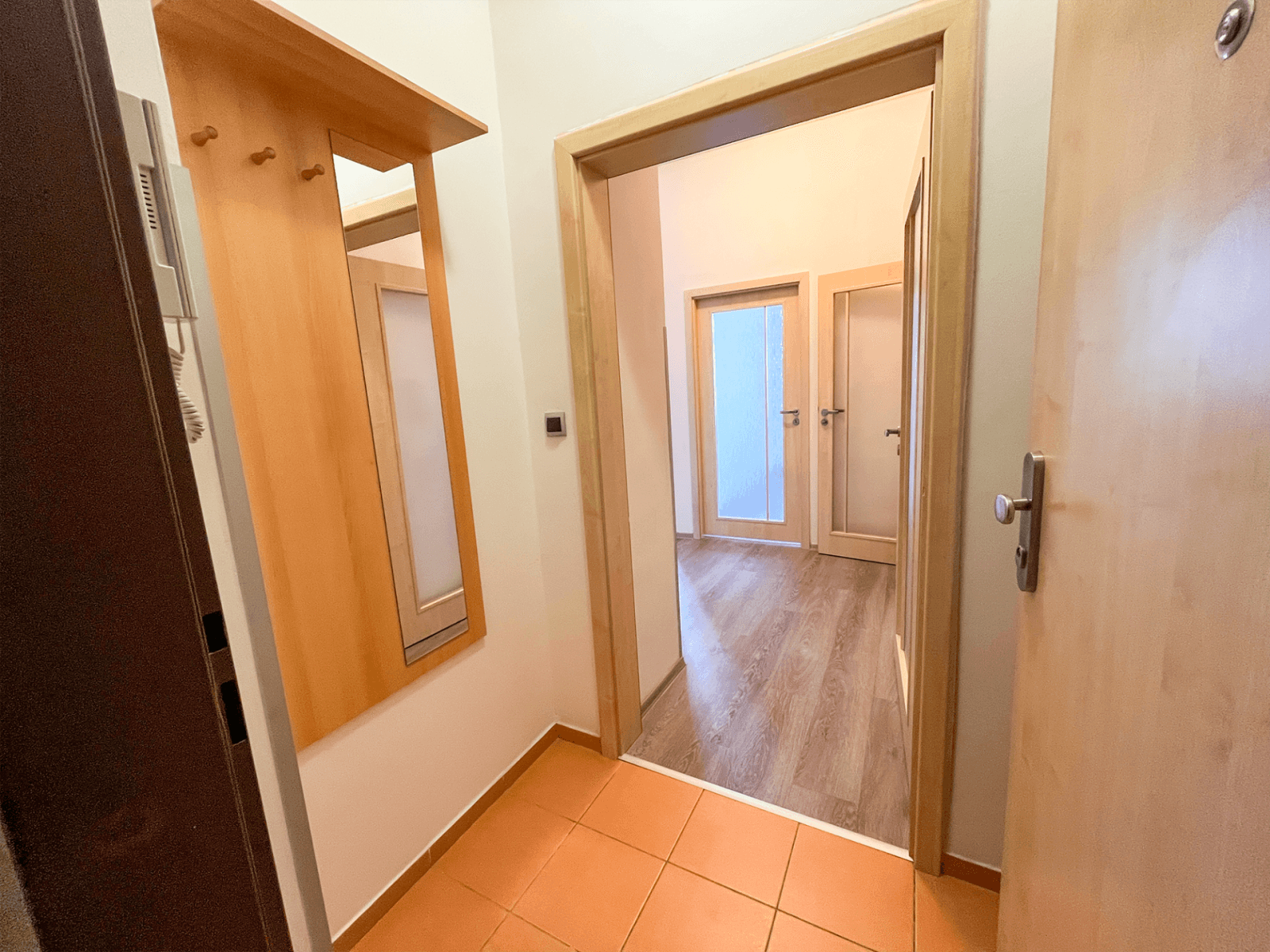 Prodej bytu 2+kk 44 m², Nad Královskou oborou, Praha, Praha Prodej bytu 2+kk 44 m², Nad Královskou oborou, Praha, Praha