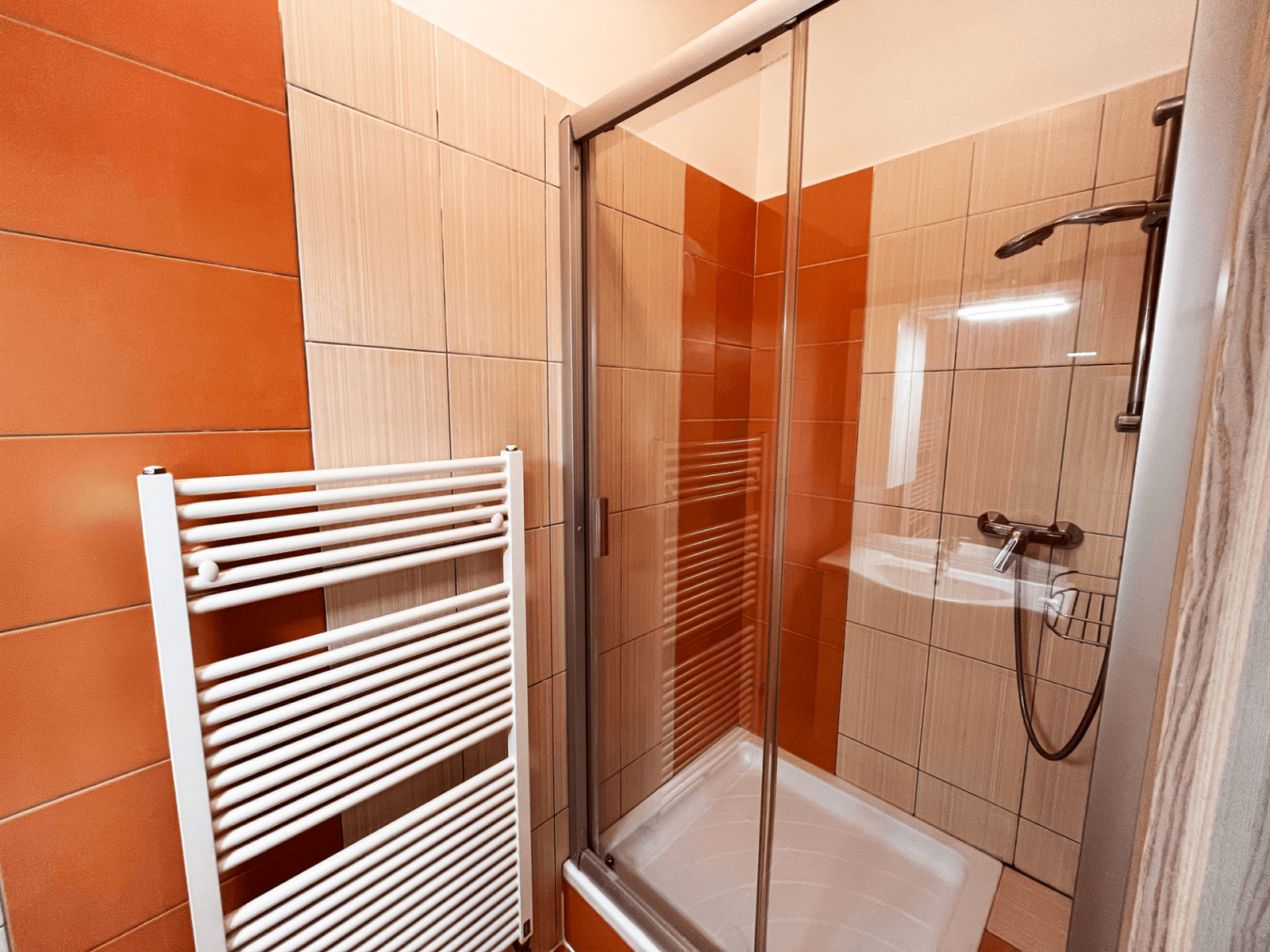 Prodej bytu 2+kk 44 m², Nad Královskou oborou, Praha, Praha Prodej bytu 2+kk 44 m², Nad Královskou oborou, Praha, Praha