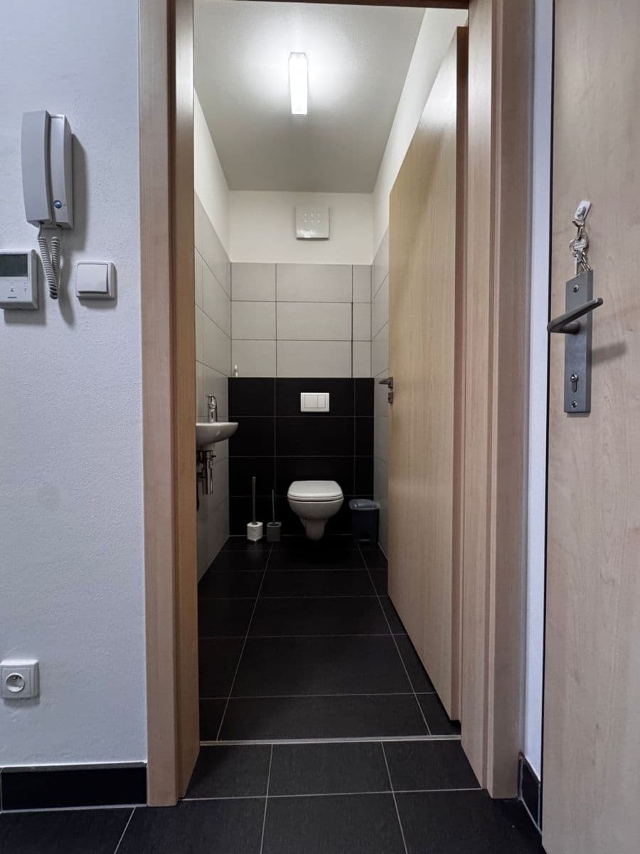 Pronájem bytu 2+kk 59 m², Houbalova, Brno, Jihomoravský kraj Pronájem bytu 2+kk 59 m², Houbalova, Brno, Jihomoravský kraj