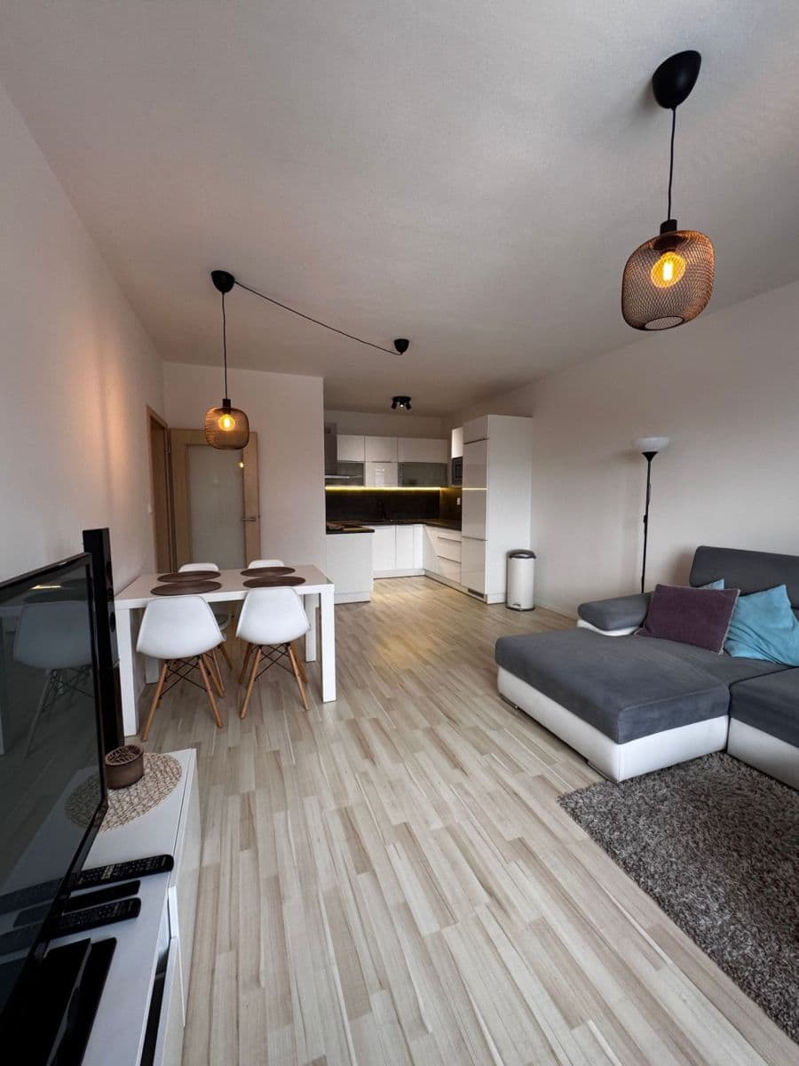 Pronájem bytu 2+kk 59 m², Houbalova, Brno, Jihomoravský kraj Pronájem bytu 2+kk 59 m², Houbalova, Brno, Jihomoravský kraj