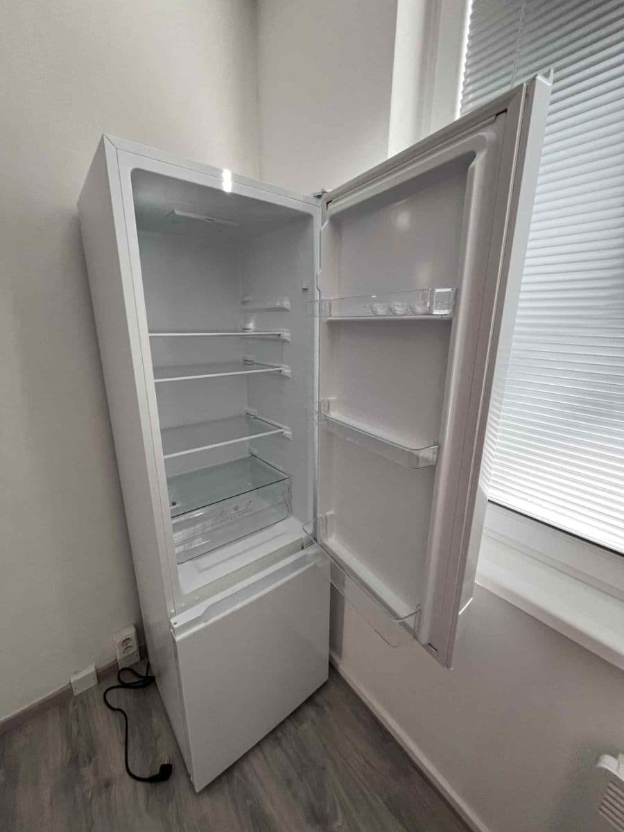 Pronájem bytu 1+1 33 m², Nádražní, Hrušovany nad Jevišovkou, Jihomoravský kraj Pronájem bytu 1+1 33 m², Nádražní, Hrušovany nad Jevišovkou, Jihomoravský kraj