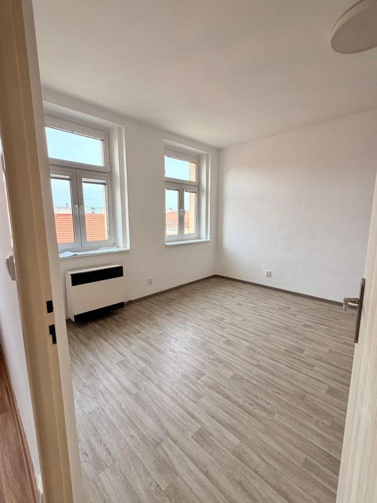 Pronájem bytu 2+1 62 m², Víta Nejedlého, Praha, Praha Pronájem bytu 2+1 62 m², Víta Nejedlého, Praha, Praha