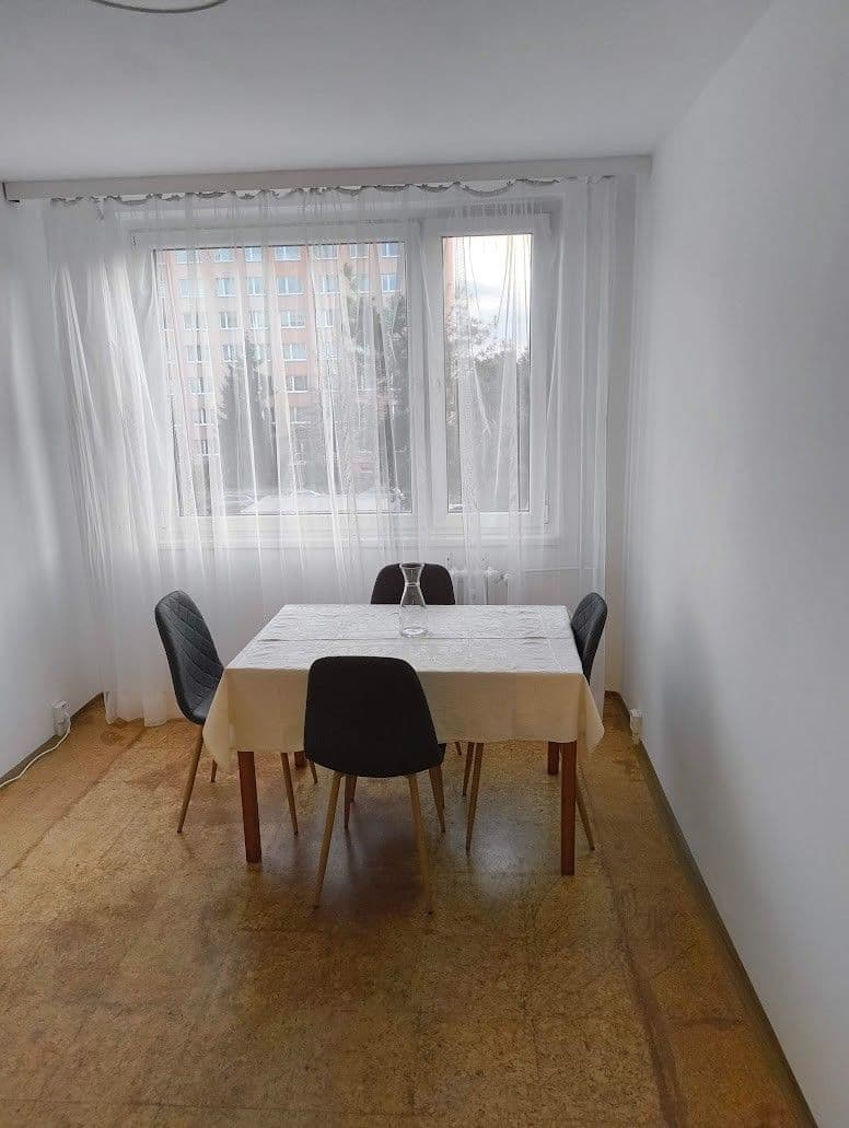 Pronájem bytu 1+1 37 m², Bellušova, Praha, Praha Pronájem bytu 1+1 37 m², Bellušova, Praha, Praha