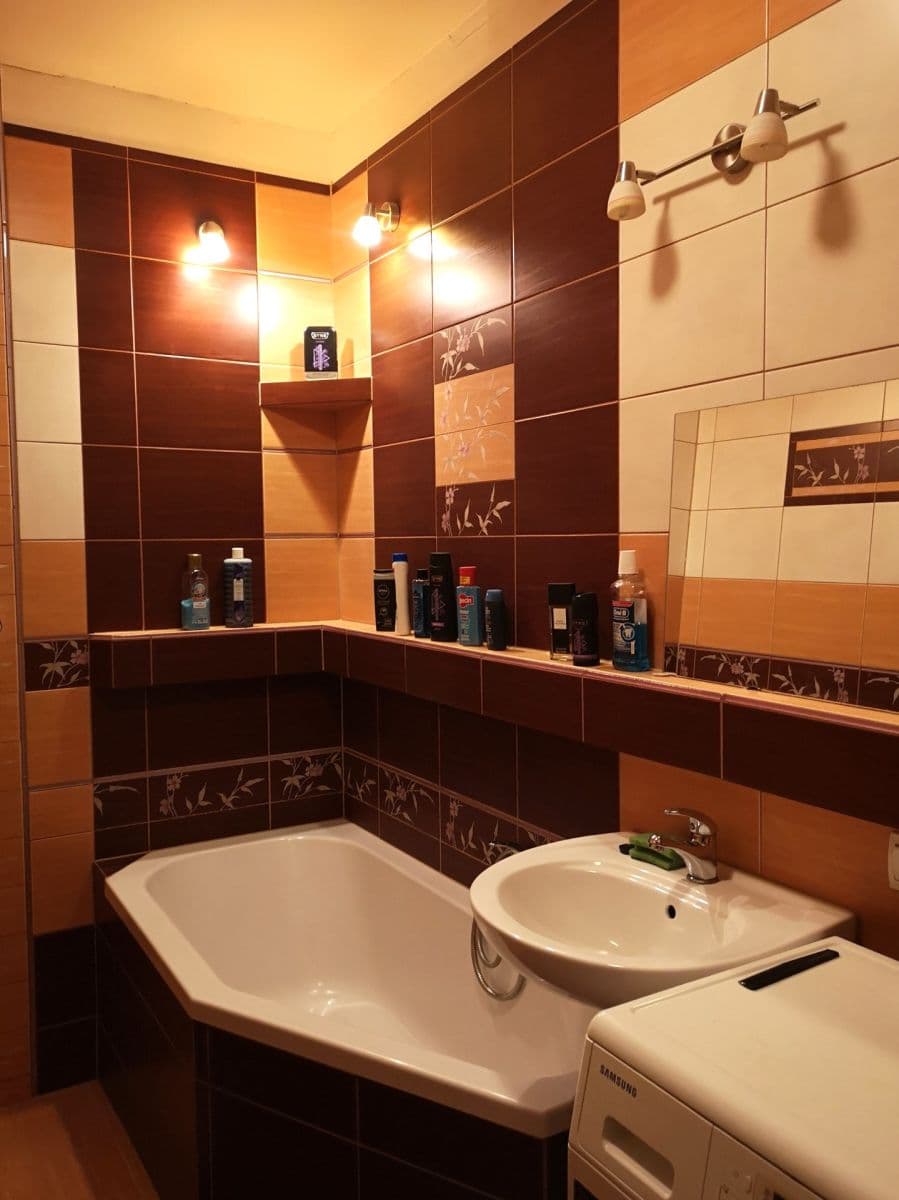 Prodej bytu 2+kk 42 m², Fischerova, Olomouc, Olomoucký kraj Prodej bytu 2+kk 42 m², Fischerova, Olomouc, Olomoucký kraj