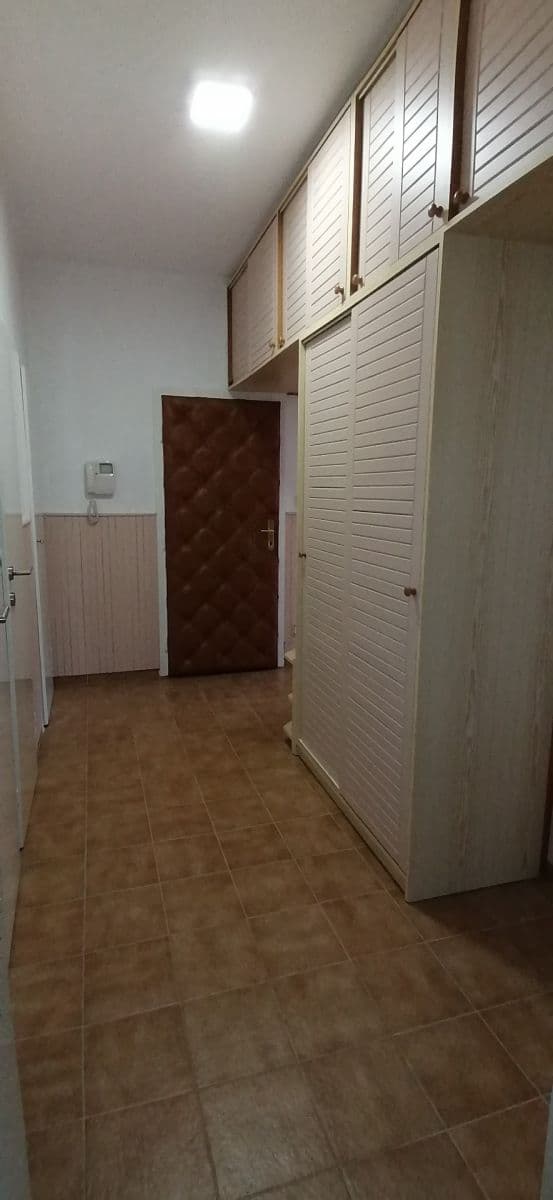 Pronájem bytu 3+1 100 m², Sadová, Třebíč, Kraj Vysočina Pronájem bytu 3+1 100 m², Sadová, Třebíč, Kraj Vysočina