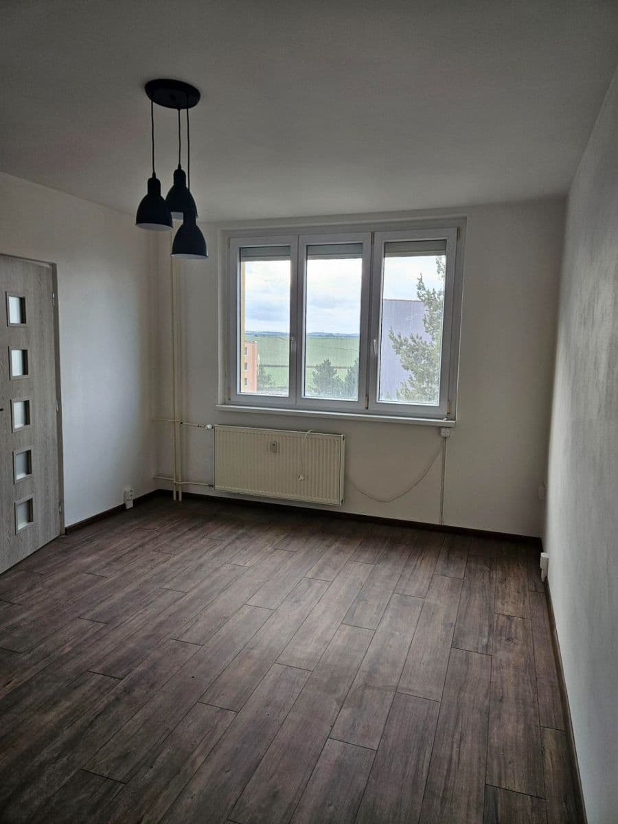 Pronájem bytu 1+1 36 m², Růžová, Žatec, Ústecký kraj Pronájem bytu 1+1 36 m², Růžová, Žatec, Ústecký kraj