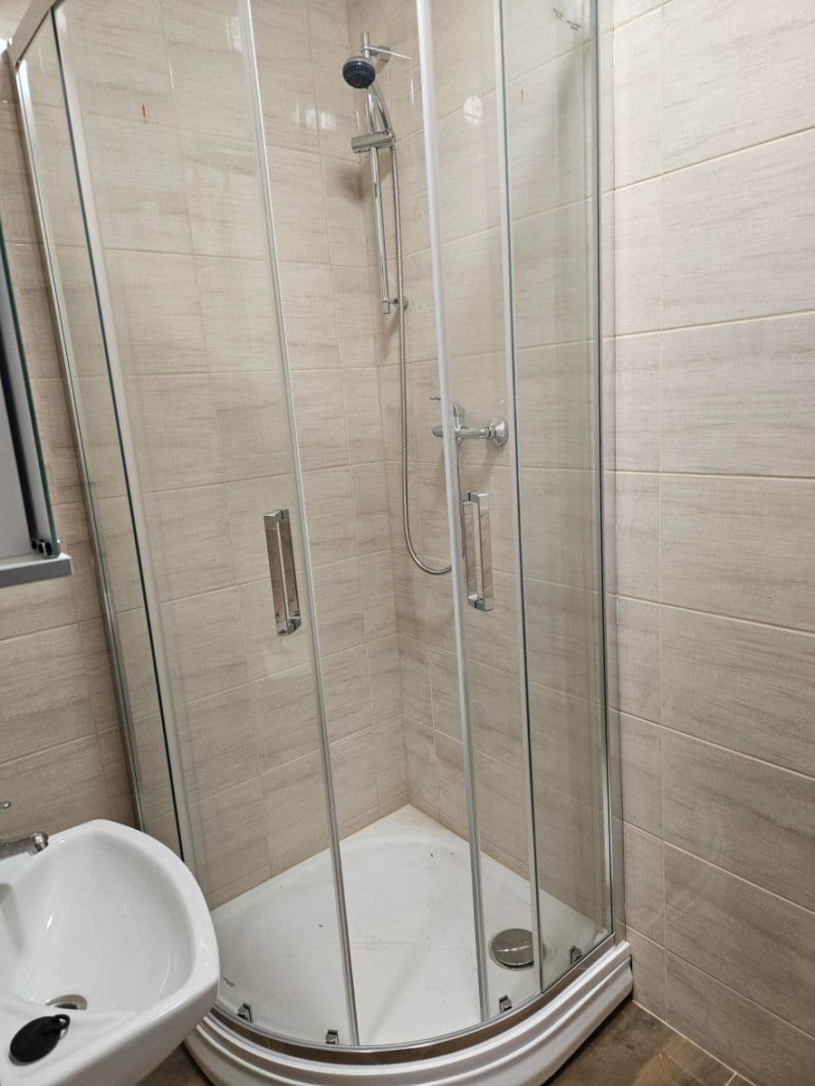 Pronájem bytu 1+1 36 m², Růžová, Žatec, Ústecký kraj Pronájem bytu 1+1 36 m², Růžová, Žatec, Ústecký kraj