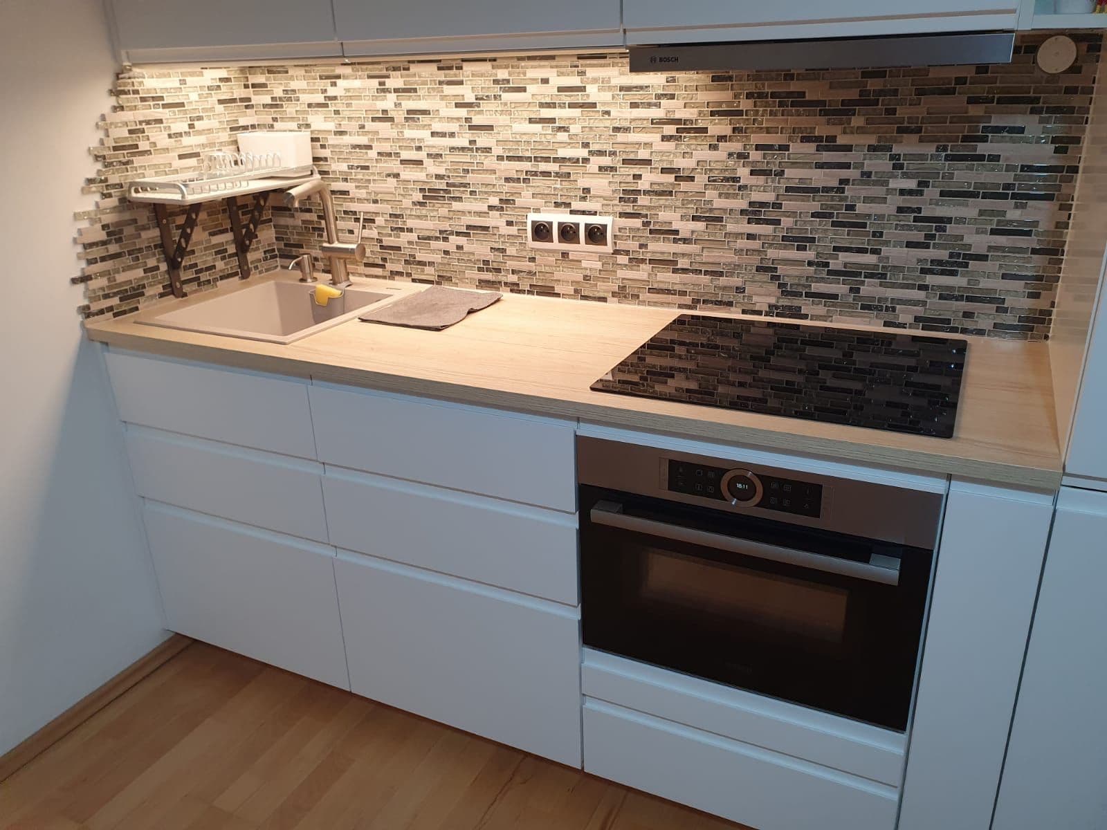 Pronájem bytu 2+kk 41 m², Na Rovnosti, Praha, Praha Pronájem bytu 2+kk 41 m², Na Rovnosti, Praha, Praha