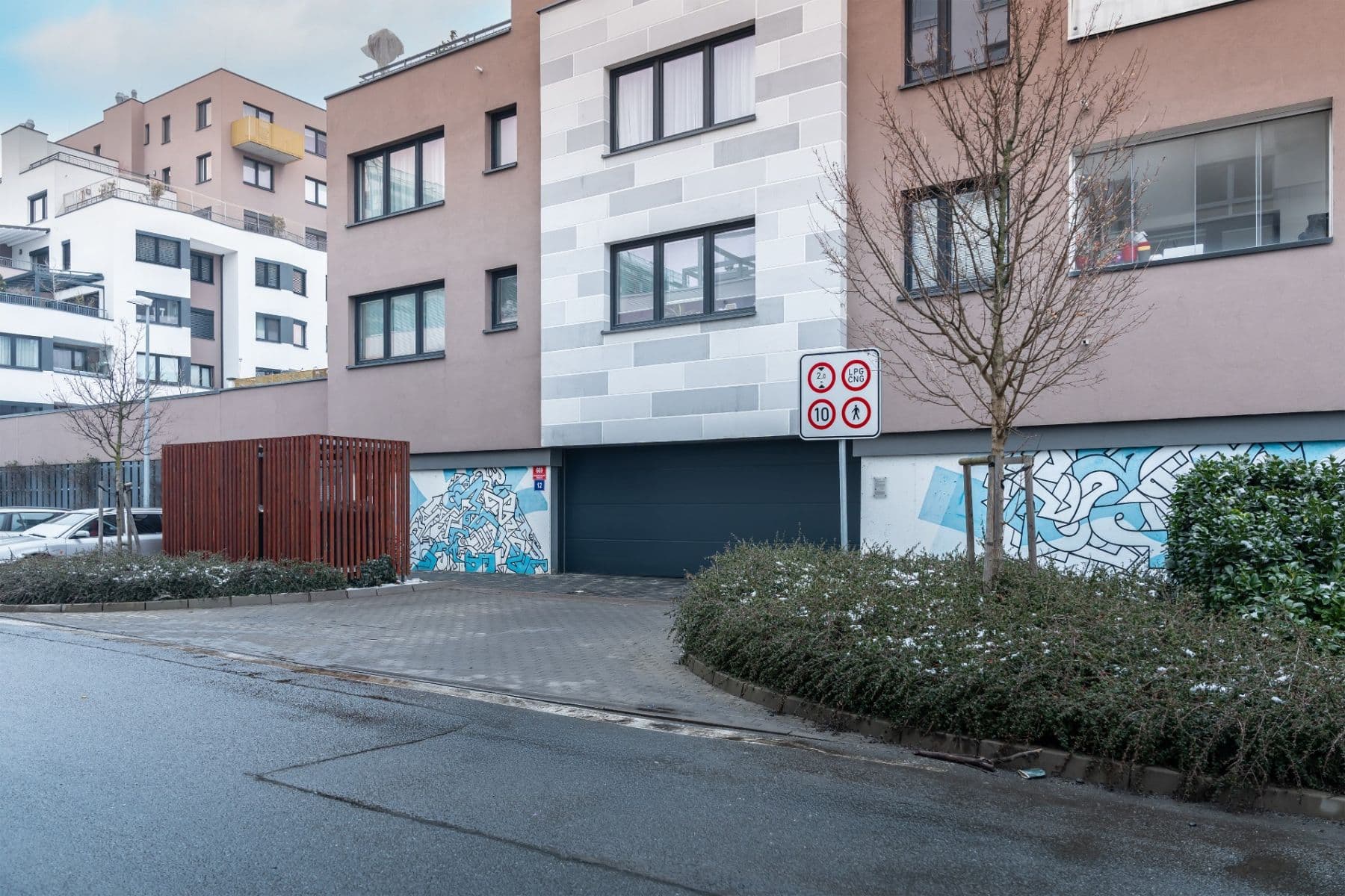 Prodej garáže 20 m², Honzíkova, Praha, Praha Prodej garáže 20 m², Honzíkova, Praha, Praha