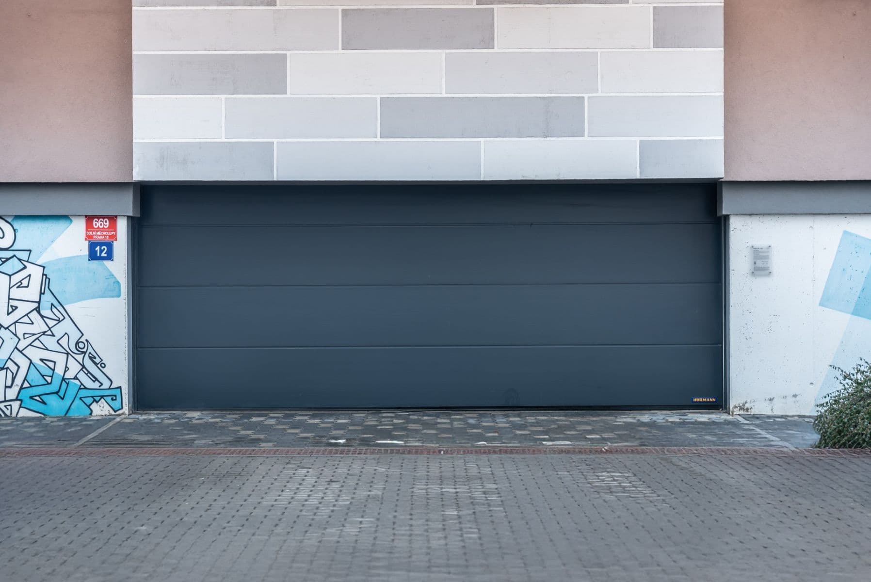 Prodej garáže 20 m², Honzíkova, Praha, Praha Prodej garáže 20 m², Honzíkova, Praha, Praha