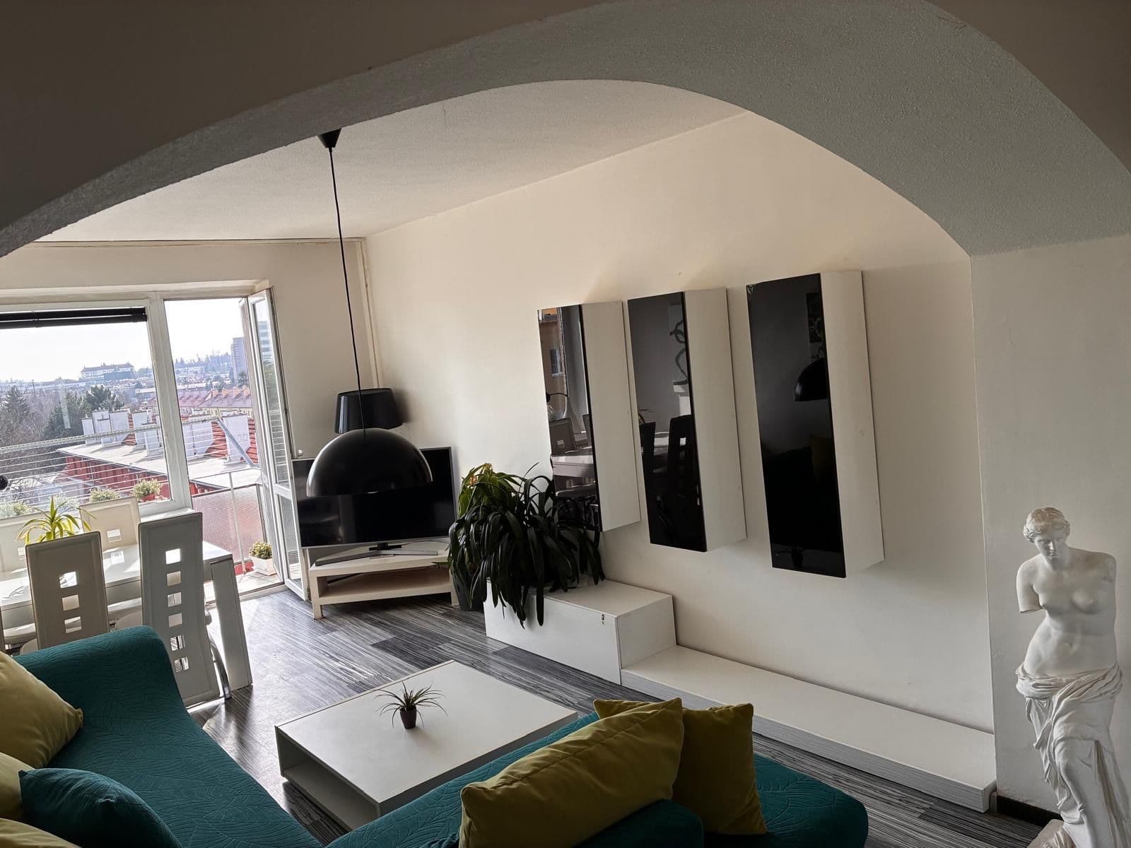 Pronájem bytu 3+1 75 m², Svatopluka Čecha, Brno, Jihomoravský kraj Pronájem bytu 3+1 75 m², Svatopluka Čecha, Brno, Jihomoravský kraj