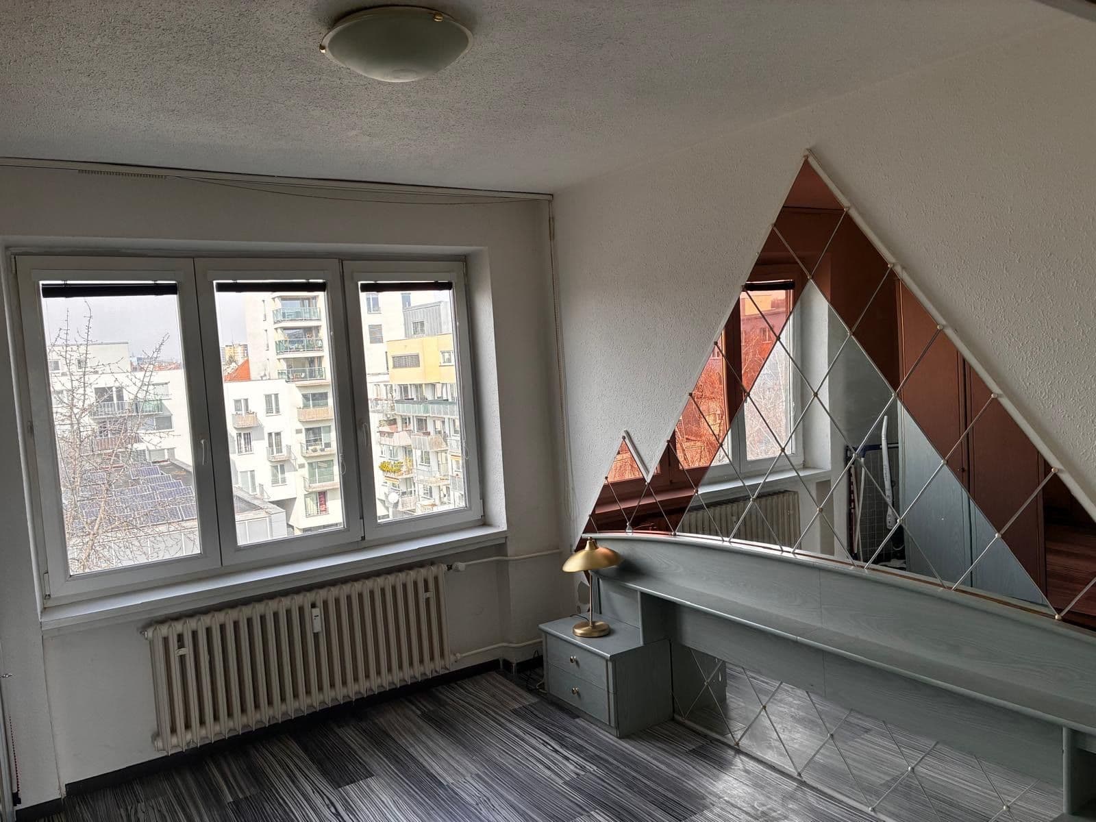 Pronájem bytu 3+1 75 m², Svatopluka Čecha, Brno, Jihomoravský kraj Pronájem bytu 3+1 75 m², Svatopluka Čecha, Brno, Jihomoravský kraj