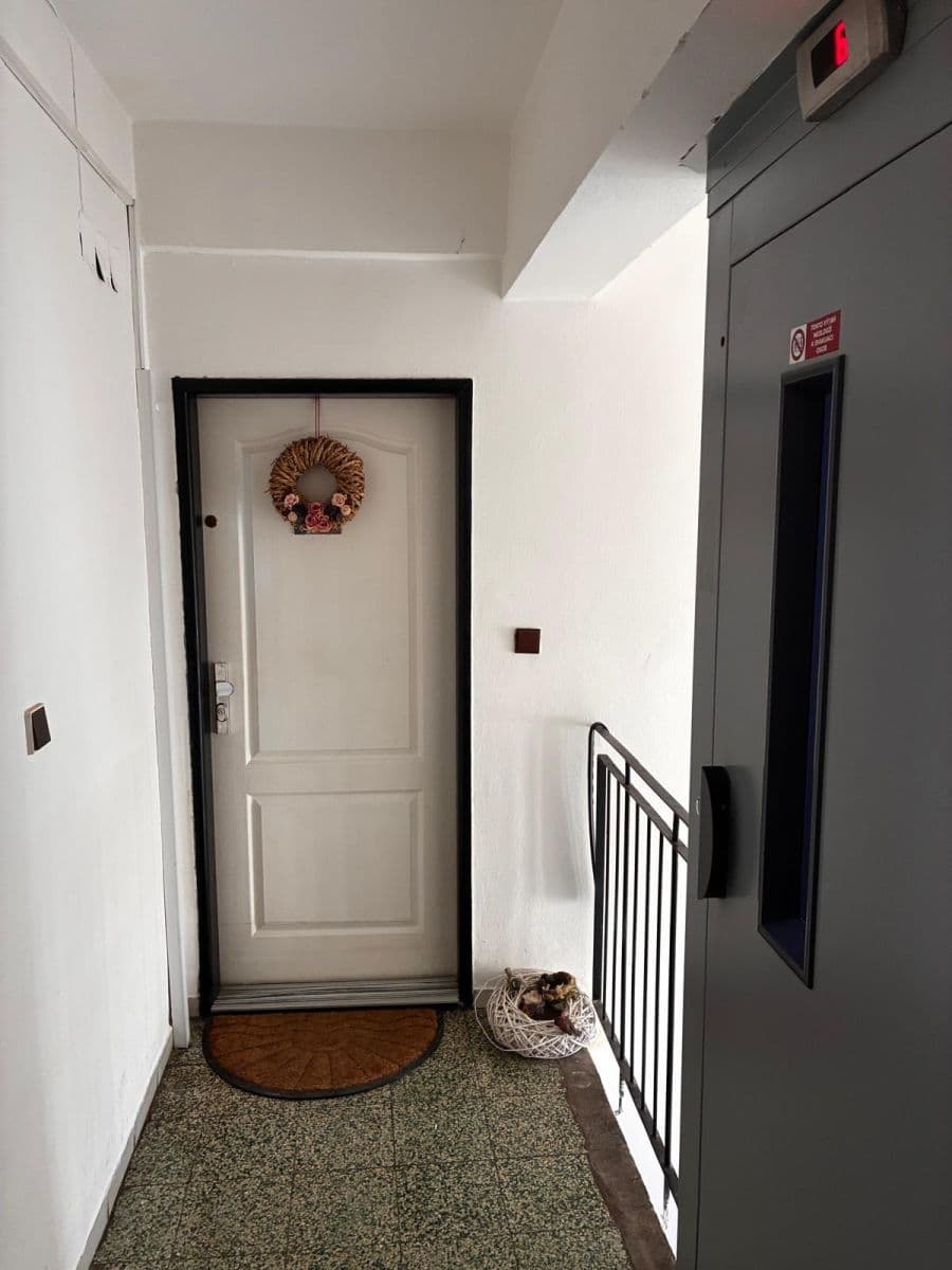 Pronájem bytu 3+1 75 m², Svatopluka Čecha, Brno, Jihomoravský kraj Pronájem bytu 3+1 75 m², Svatopluka Čecha, Brno, Jihomoravský kraj